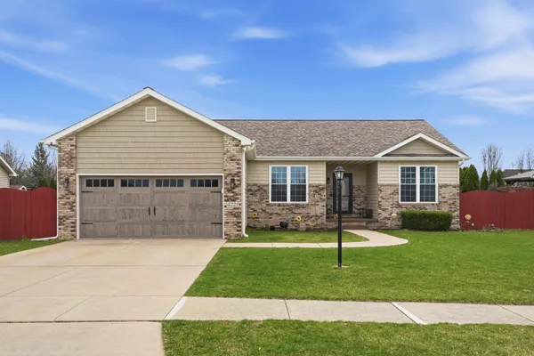 $433,900 | 4221 Burlwood Drive, Chesterton, IN 46304