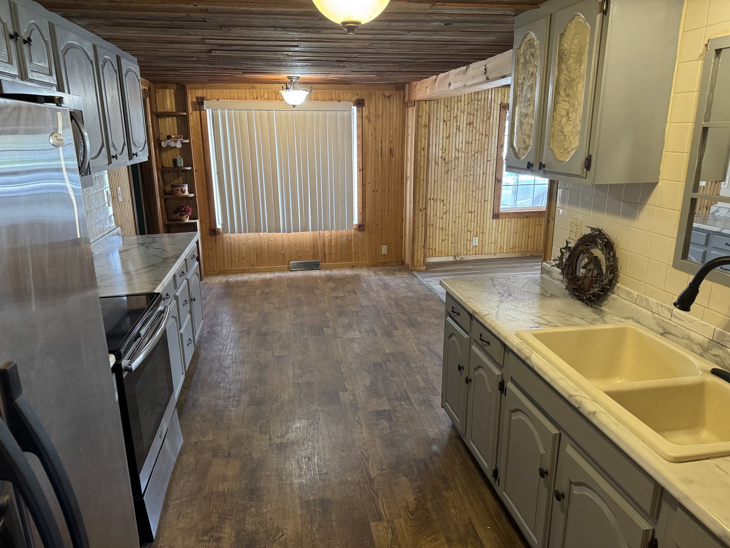 303 West Main Street Ewing, IL 62836 - Photo 10 of 23