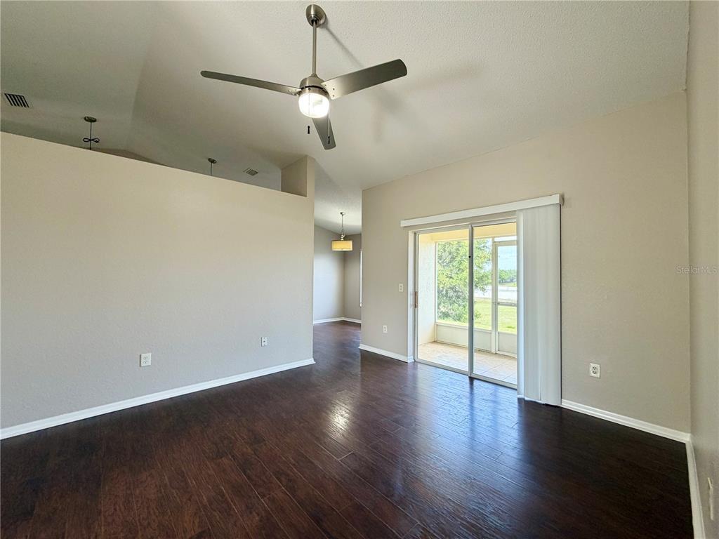 254 Cloverdale Road Winter Haven, FL 33884 - Photo 15 of 38