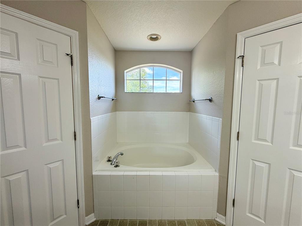 254 Cloverdale Road Winter Haven, FL 33884 - Photo 24 of 38