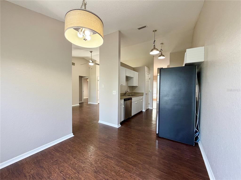 254 Cloverdale Road Winter Haven, FL 33884 - Photo 10 of 38