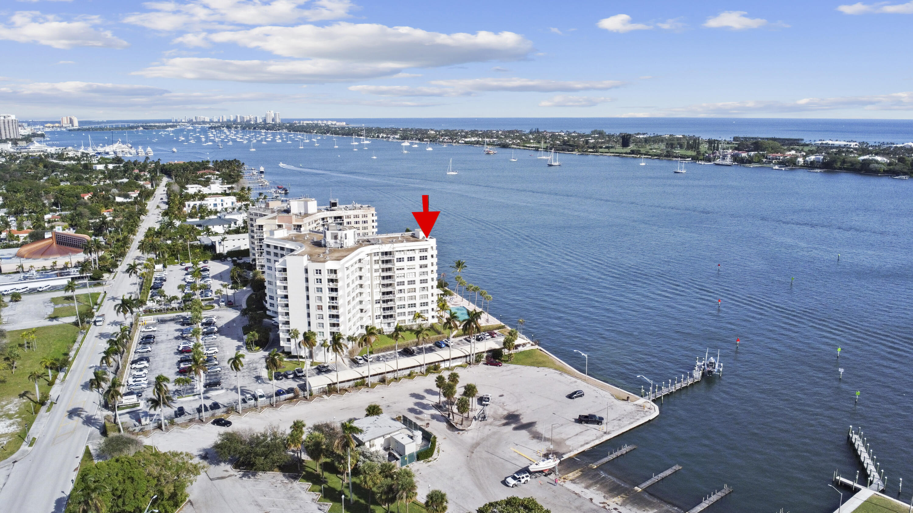 2600 North Flagler Drive, Unit 1007 West Palm Beach, FL 33407 - Photo 25 of 26 a view of a city and ocean view