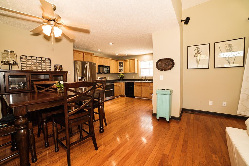 583 Windy Road Mount Juliet, TN 37122 - Photo 9 of 29 Large kitchen