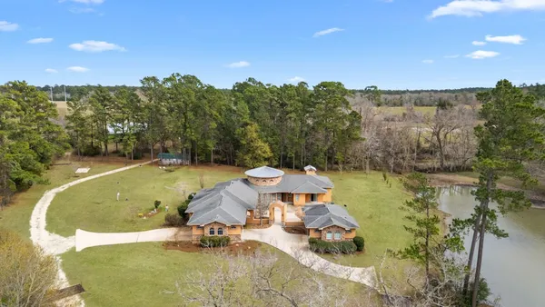 $890,000 | 23478 Bays Chapel Road, Richards, TX 77873