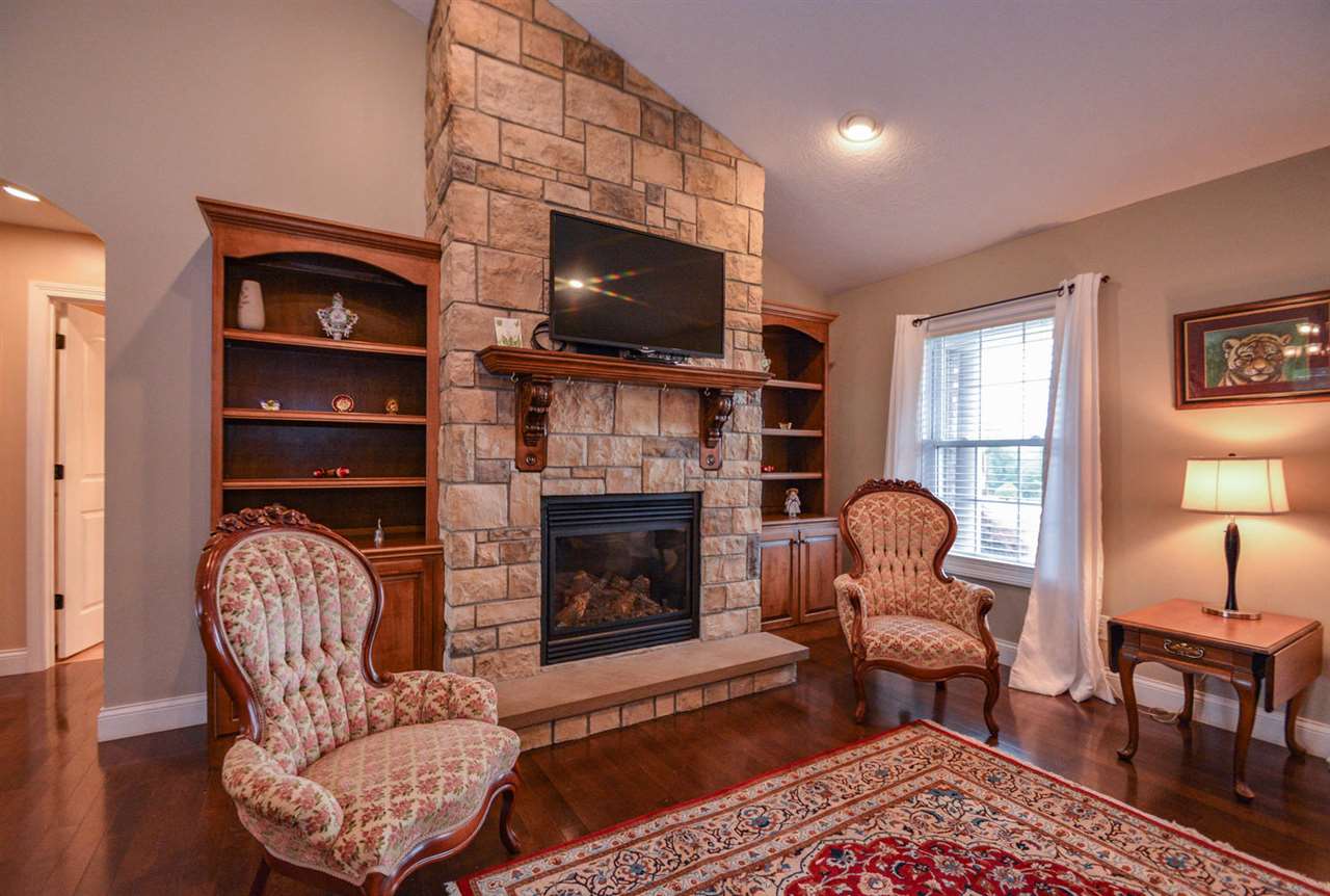 8287 South Stone Ridge Road Bloomington, IN 47401 - Photo 3 of 36 Gallery Image 3