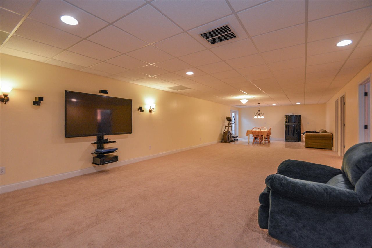 8287 South Stone Ridge Road Bloomington, IN 47401 - Photo 23 of 36 Gallery Image 23