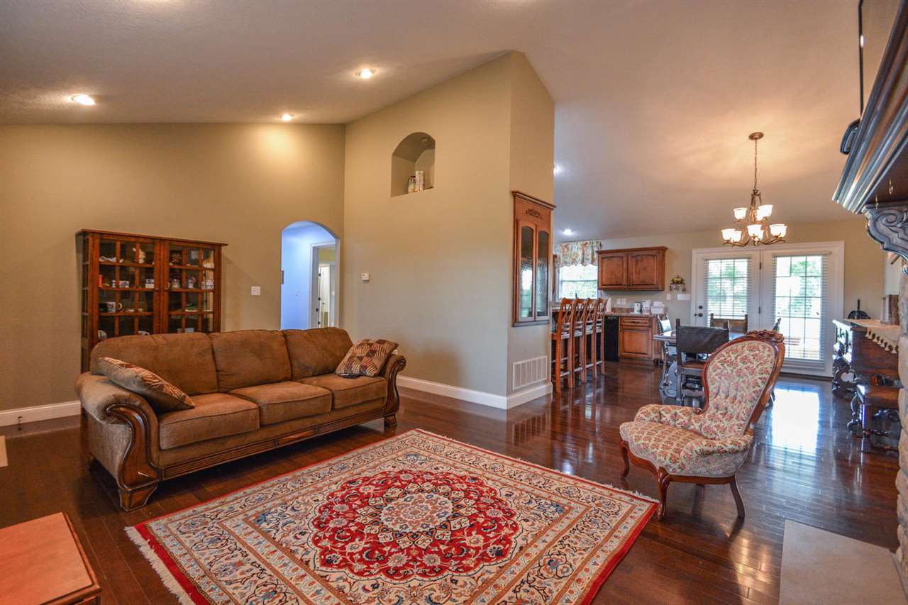 8287 South Stone Ridge Road Bloomington, IN 47401 - Photo 4 of 36 Gallery Image 4