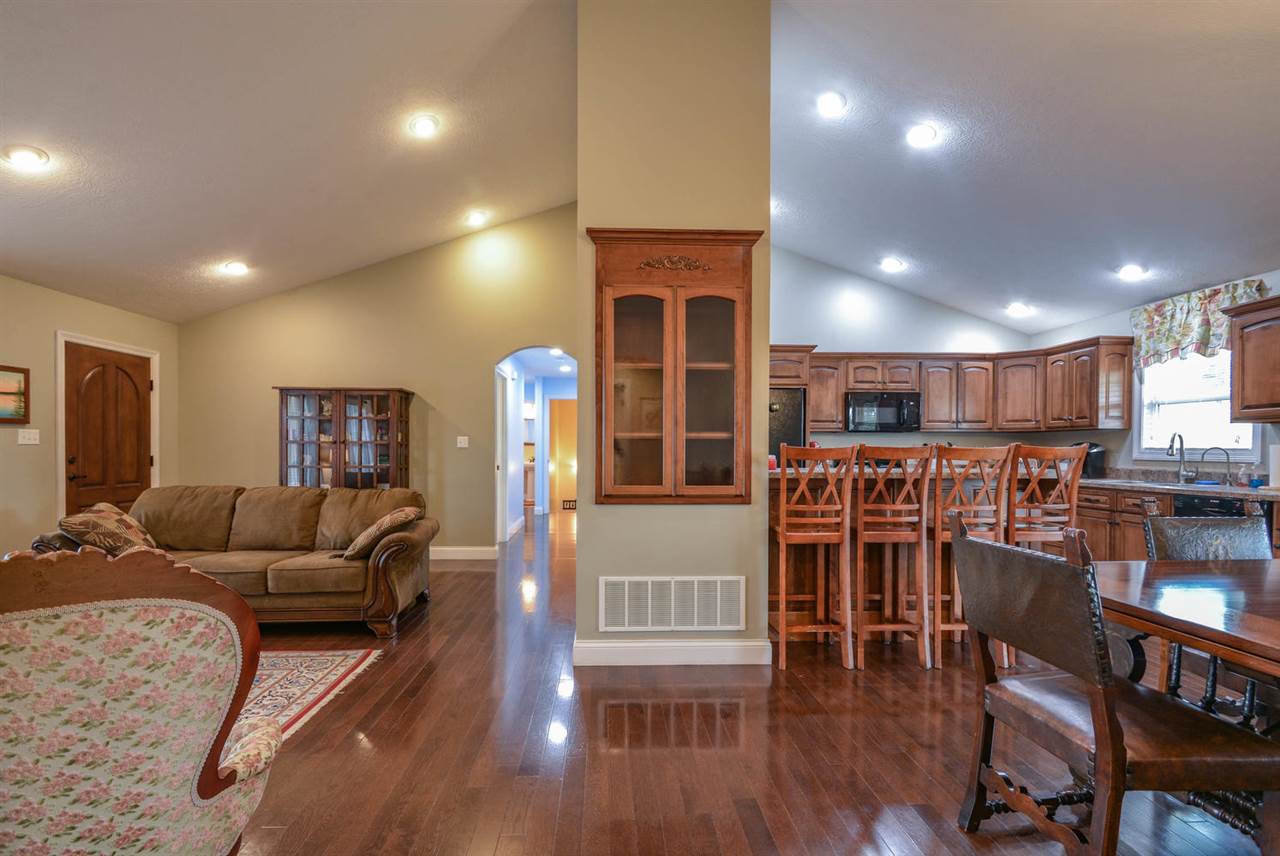 8287 South Stone Ridge Road Bloomington, IN 47401 - Photo 5 of 36 Gallery Image 5