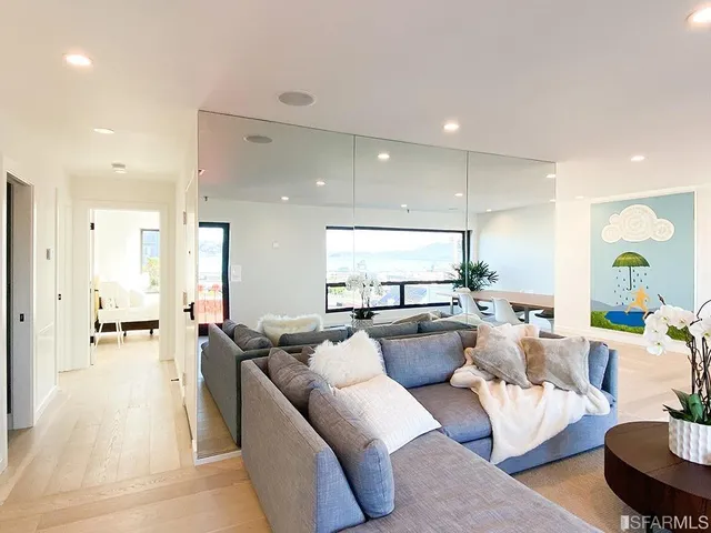 $15,000 | 352 Chestnut Street, San Francisco, CA 94133