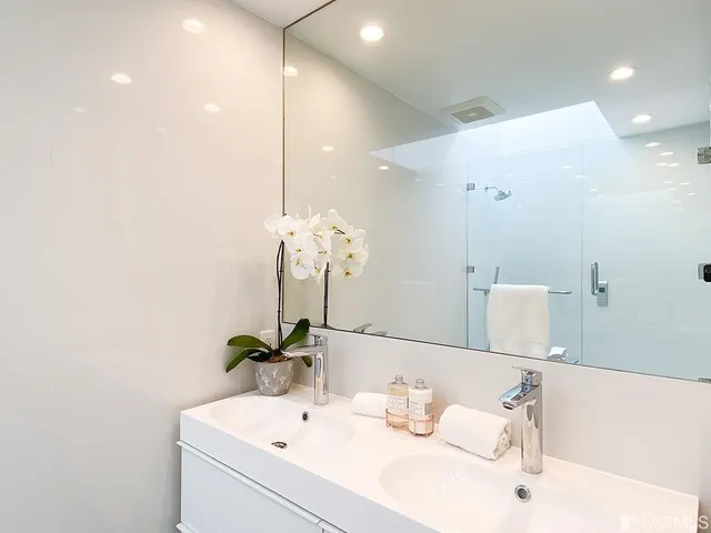 $15,000 | 352 Chestnut Street, San Francisco, CA 94133