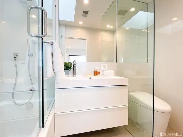 $15,000 | 352 Chestnut Street, San Francisco, CA 94133