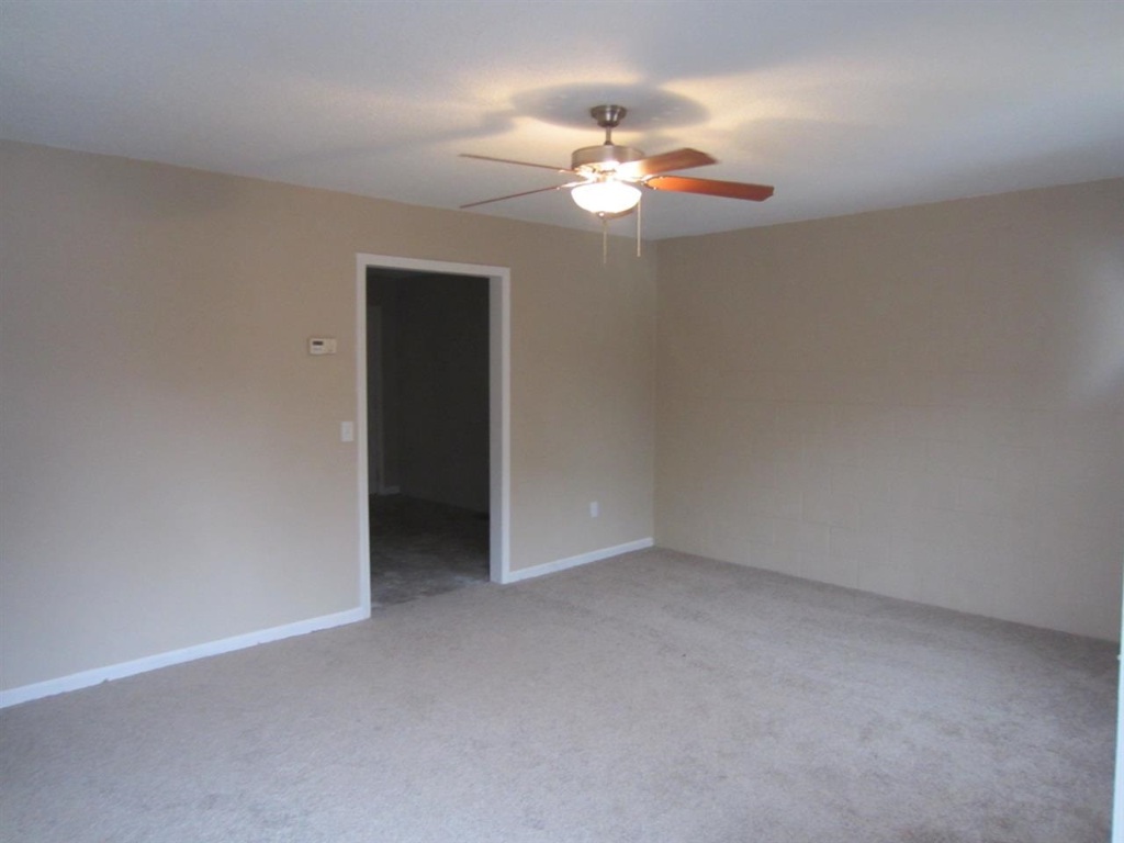 101 Pritchard Street, Unit 1 2 3 Westminster, SC 29693 - Photo 6 of 11 Gallery Image 6