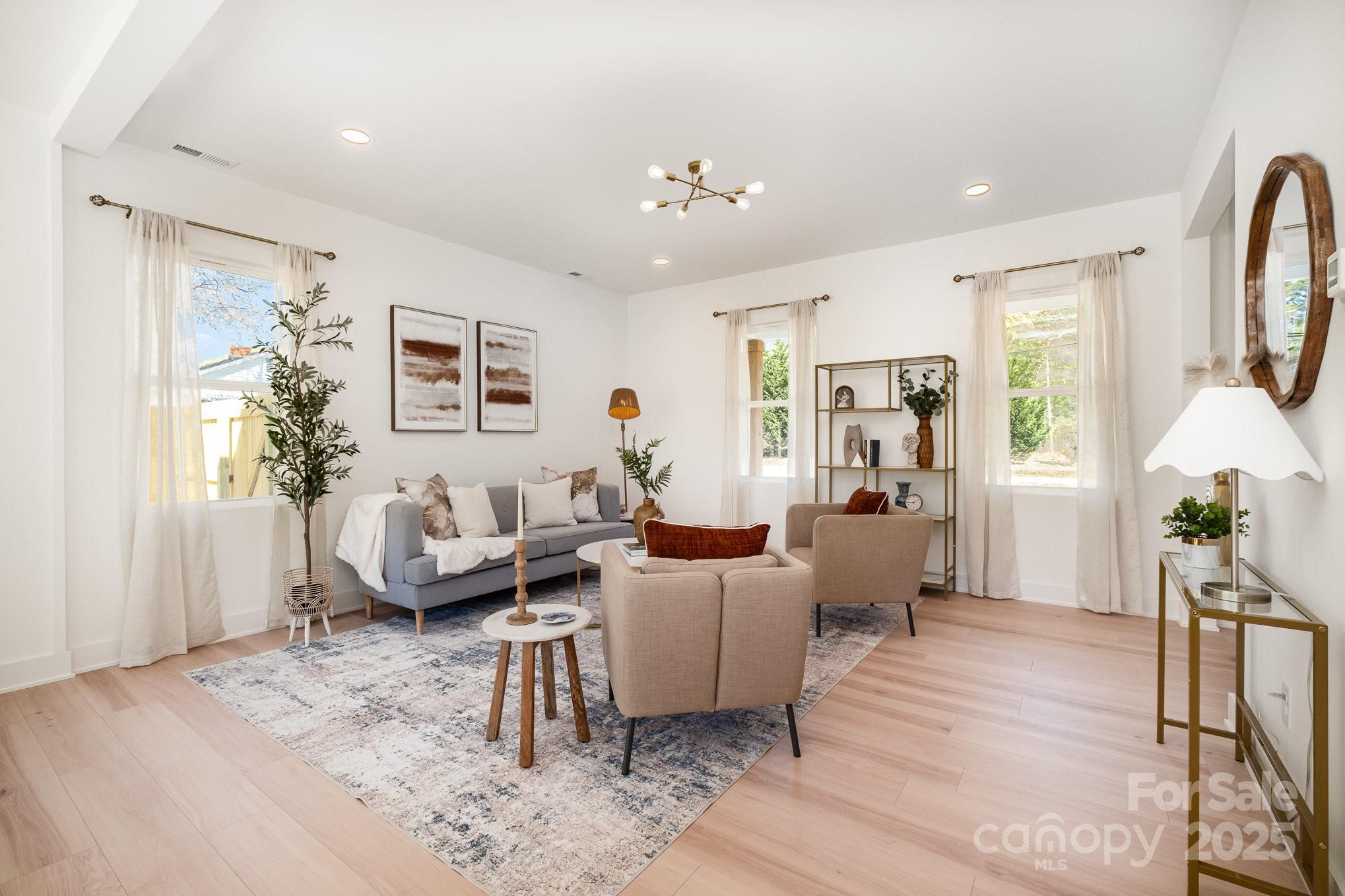 5108 Potter Road Matthews, NC 28104 - Photo 3 of 28 Gallery Image 3