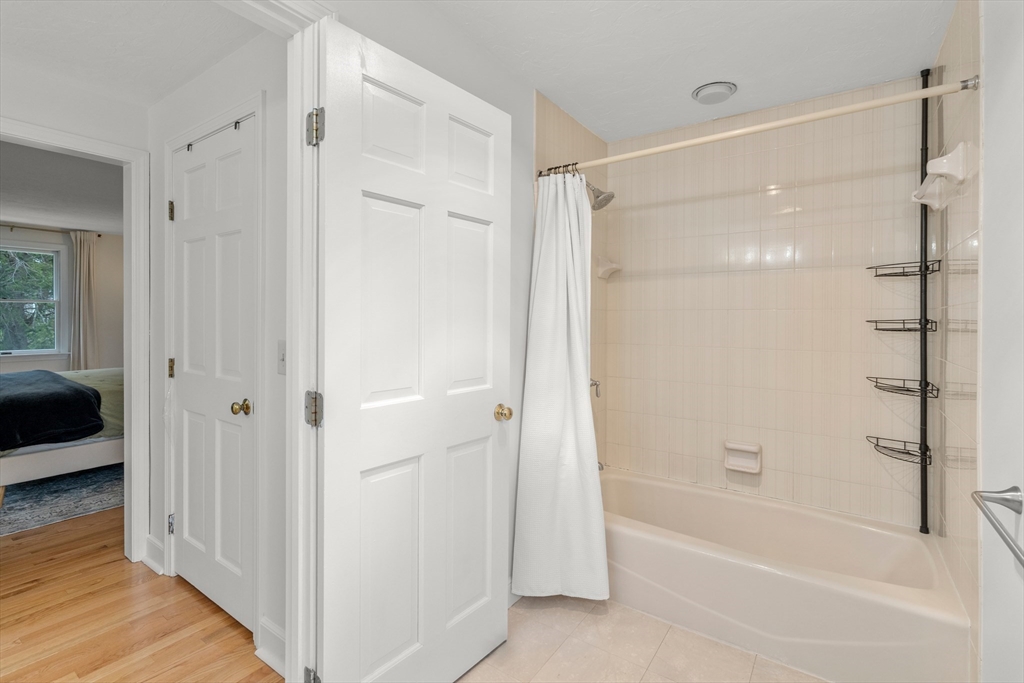 322 Concord Road Wayland, MA 01778 - Photo 20 of 35