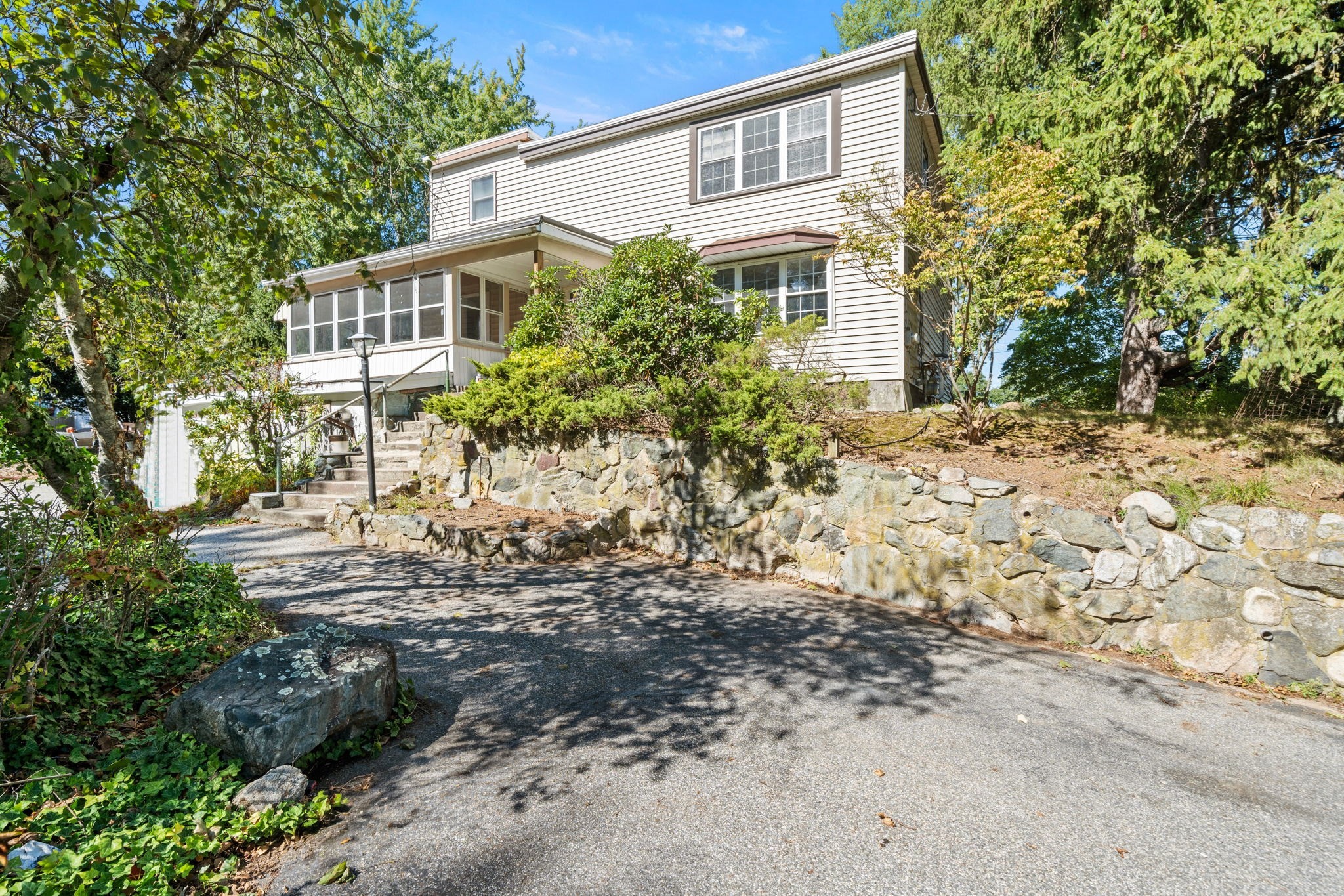52 Forest Park Road Woburn, MA 01801 - Photo 1 of 33 Gallery Image 1