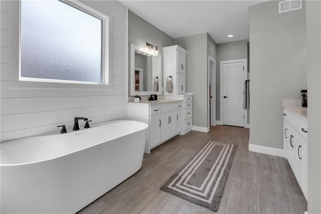 $758,000 | 17701 Crystal Street, Overland Park, KS 66013