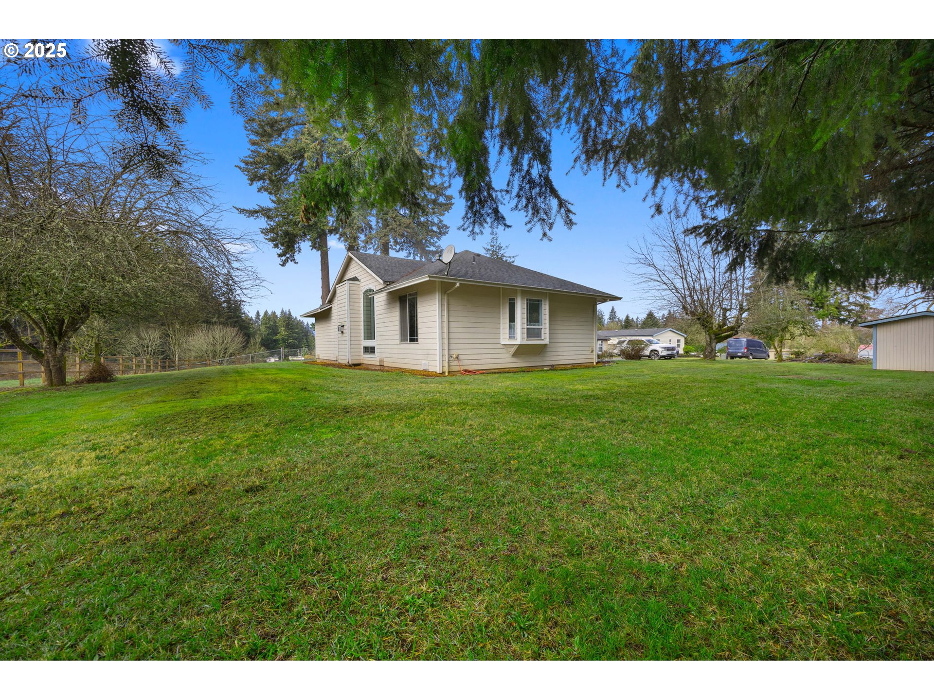 36110 Southeast Hauglum Road Boring, OR 97009 - Photo 5 of 38 Gallery Image 5