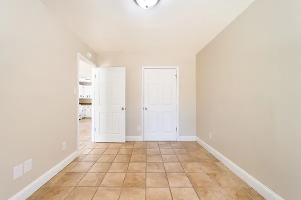 $775 | 211 Oak Street, Unit 9, Clarksville, TN 37042