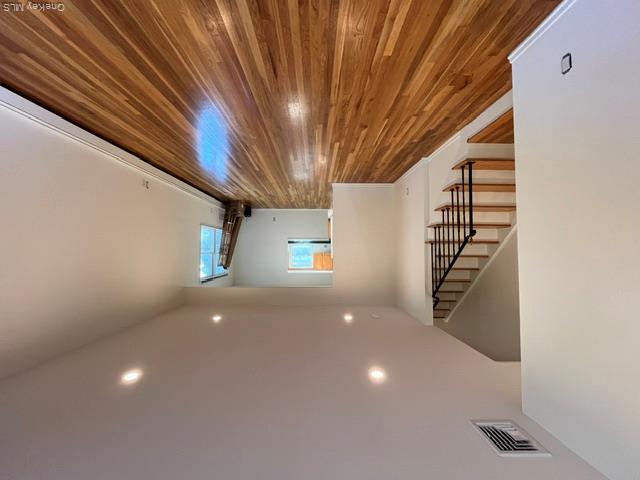 35 Sands Point Road, Unit B Port Washington, NY 11050 - Photo 3 of 20 Gallery Image 3