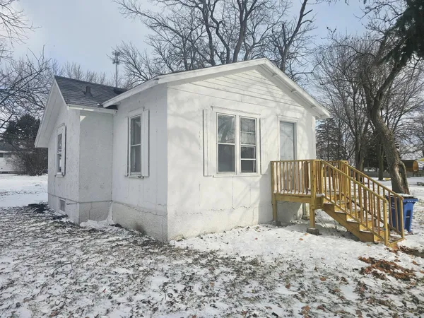 $50,000 | 600 12th Avenue, Clarkfield, MN 56223