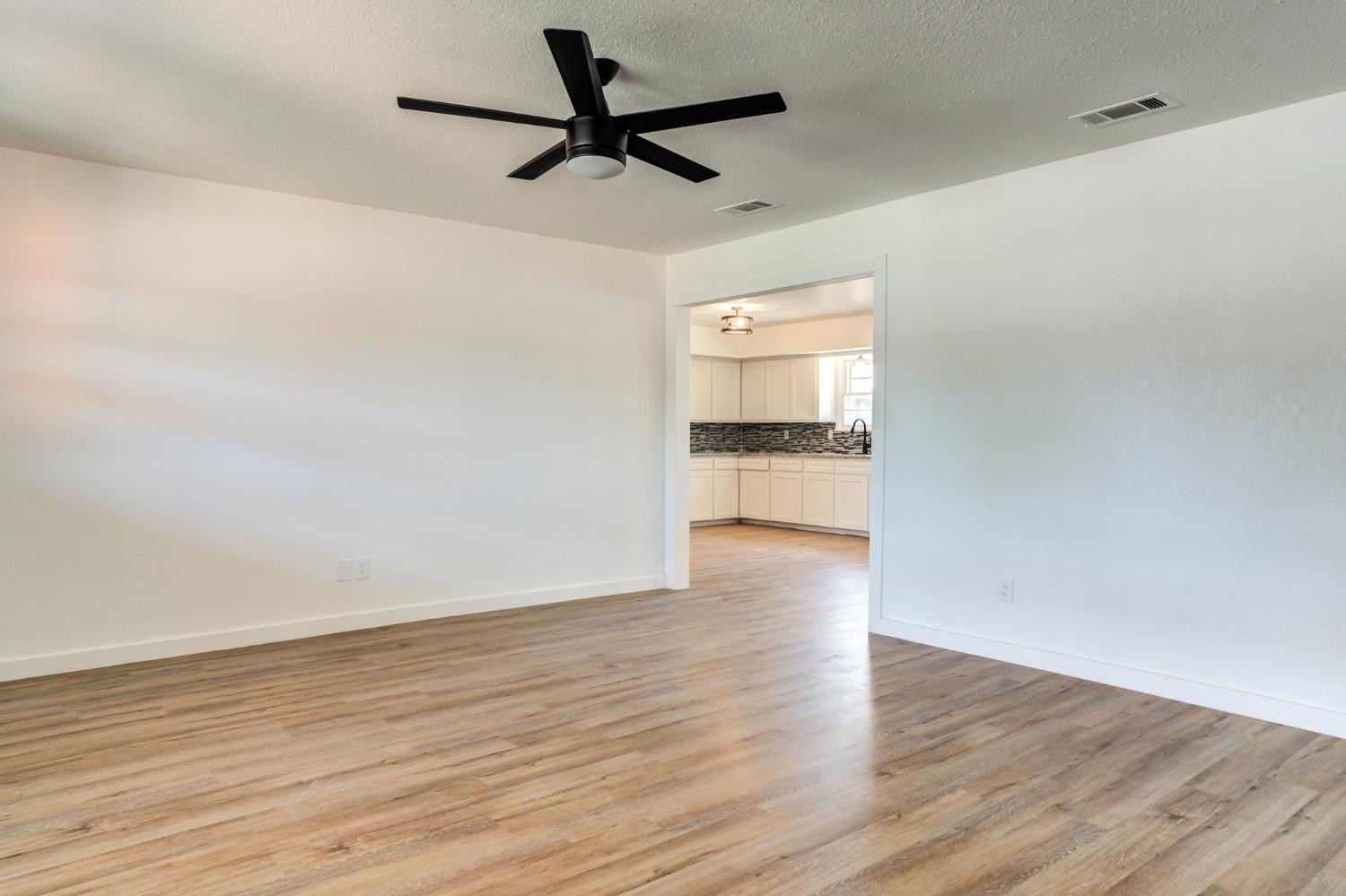 2618 47th Street Lubbock, TX 79413 - Photo 15 of 35 Photo 15