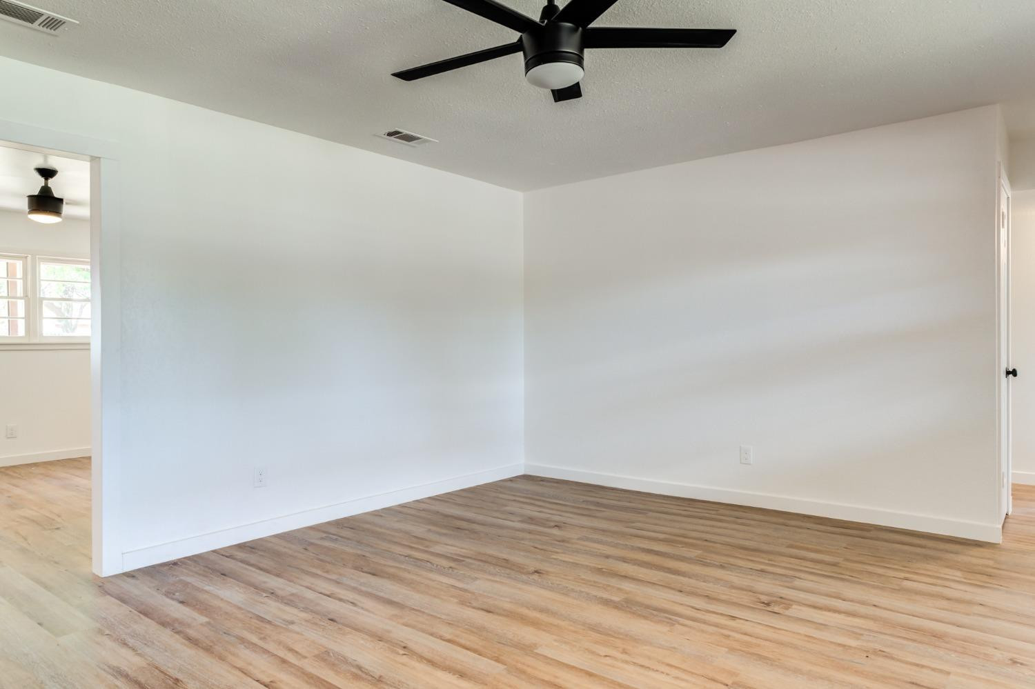 2618 47th Street Lubbock, TX 79413 - Photo 20 of 35 Photo 20