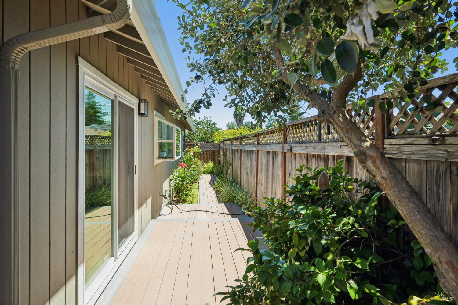 2321 Mandarin Lane Santa Rosa, CA 95401 - Photo 18 of 37