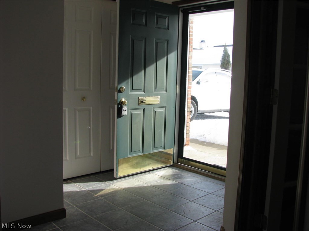 104 Chimney Ridge Chardon, OH 44024 - Photo 19 of 30 Gallery Image 19