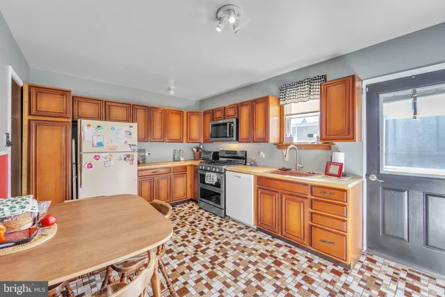 $385,000 | 3602 Conrad Street, Philadelphia, PA 19129