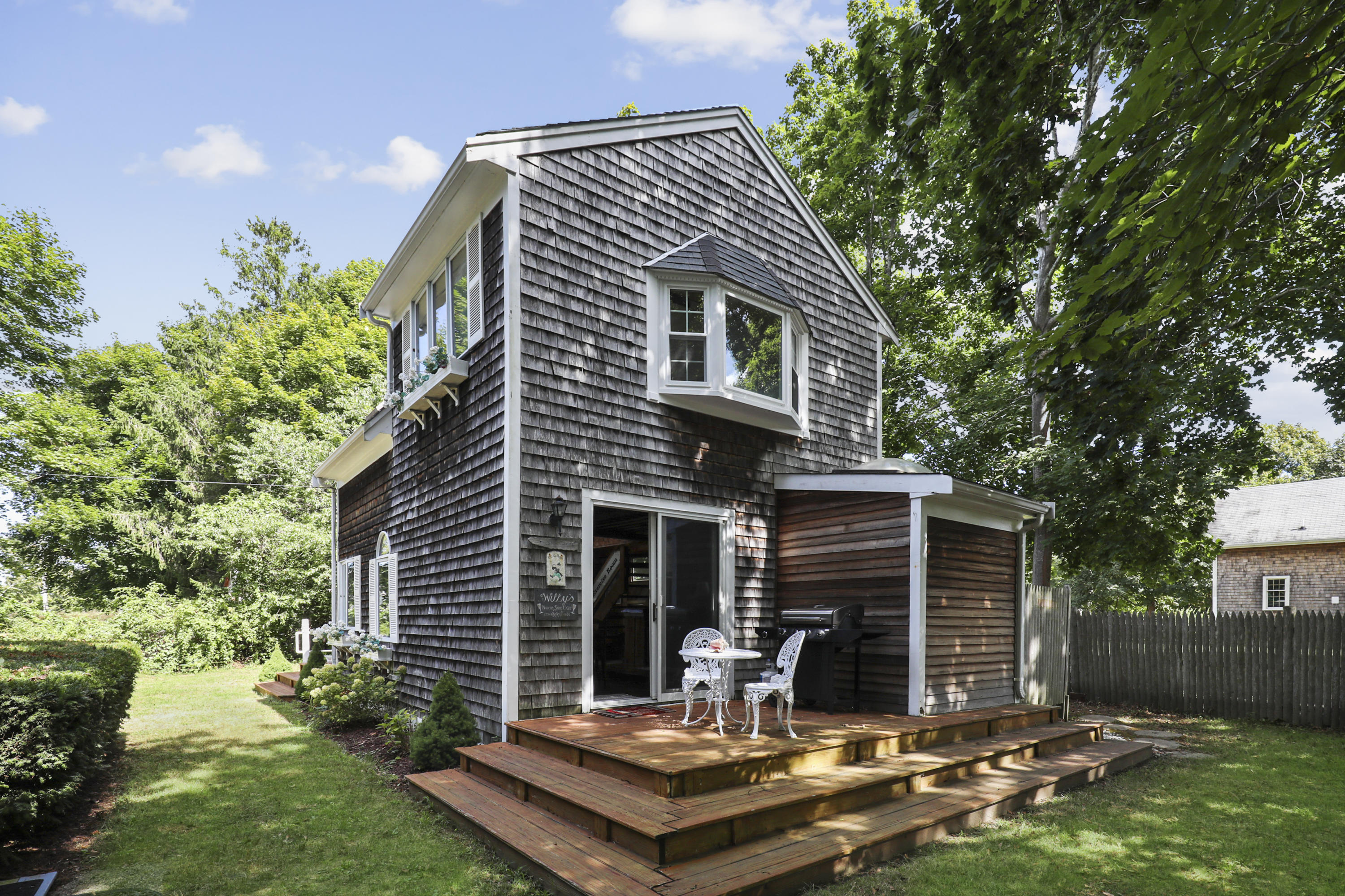 9 Saltmarsh Lane Pocasset, MA 02559 - Photo 25 of 33 Guest House