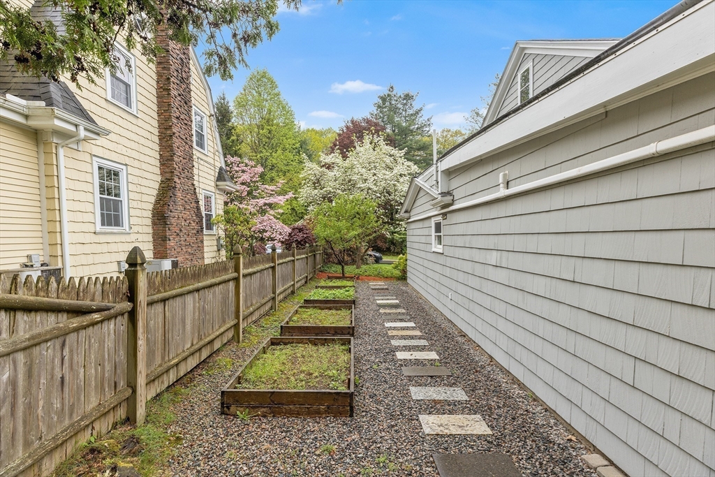 28 Jameson Road Newton, MA 02458 - Photo 39 of 40 Gallery Image 39