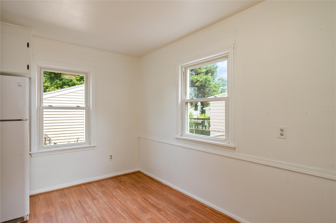 52 Leonard Road Greece, NY 14616 - Photo 12 of 44