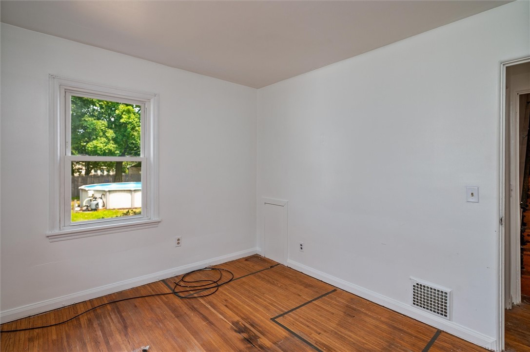 52 Leonard Road Greece, NY 14616 - Photo 27 of 44