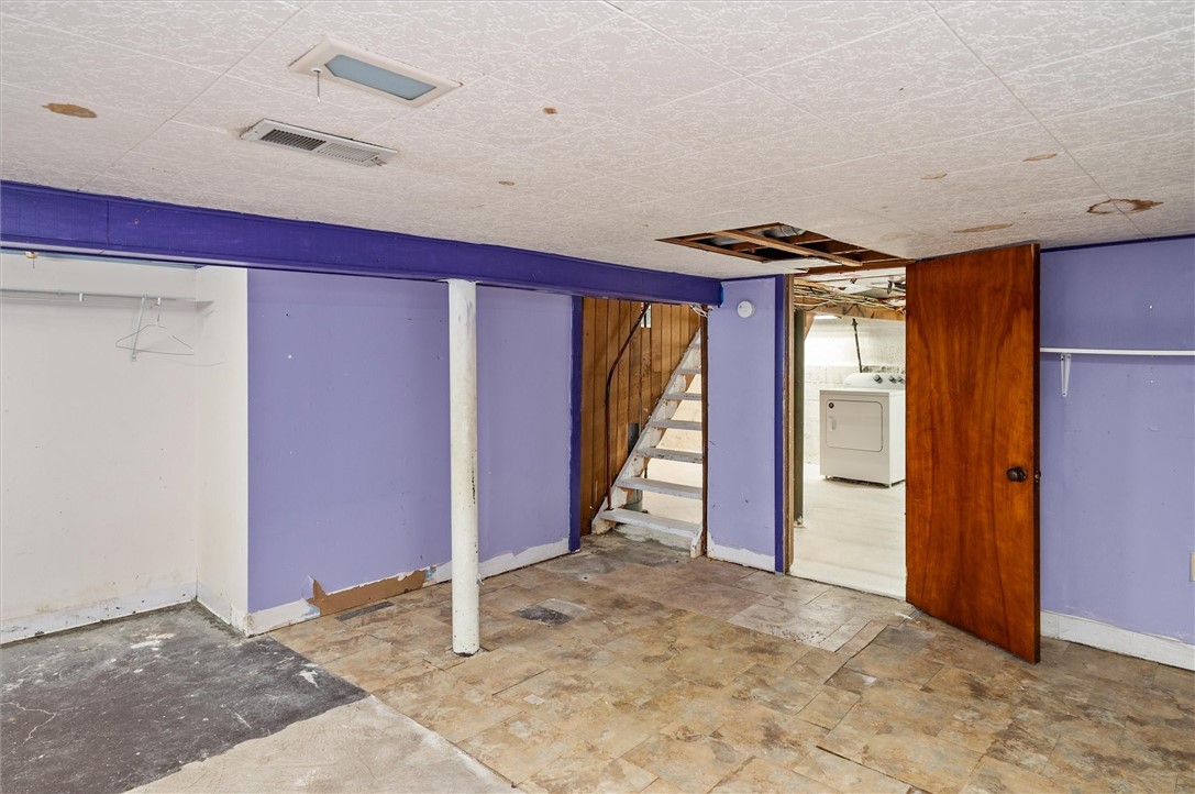 52 Leonard Road Greece, NY 14616 - Photo 40 of 44