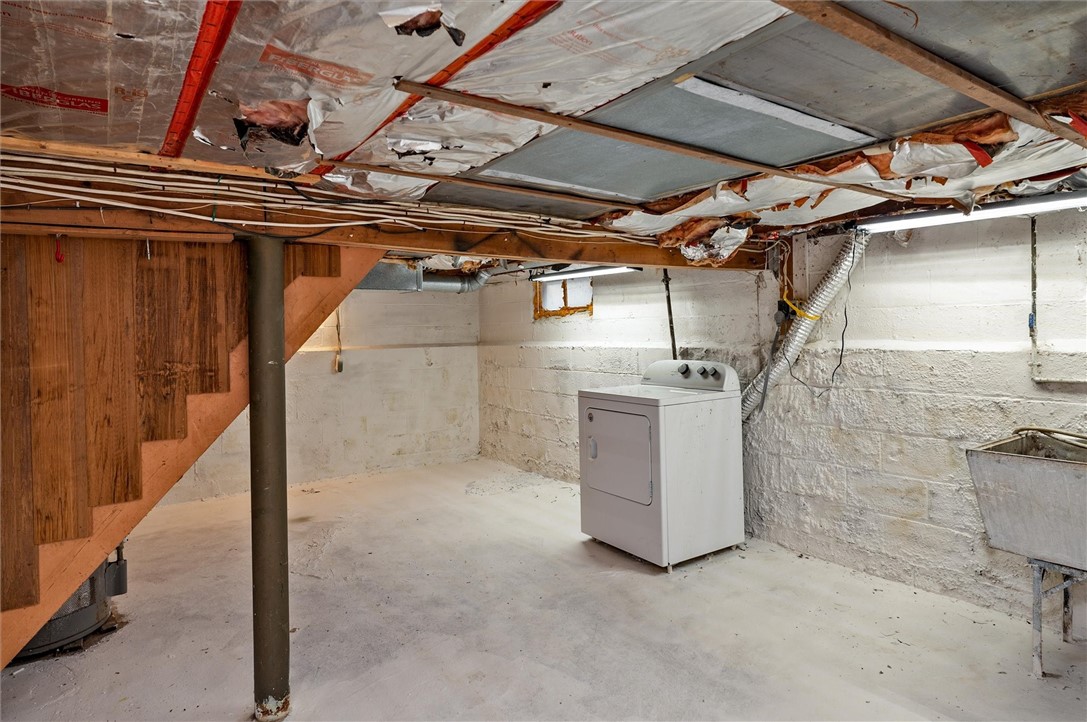 52 Leonard Road Greece, NY 14616 - Photo 41 of 44