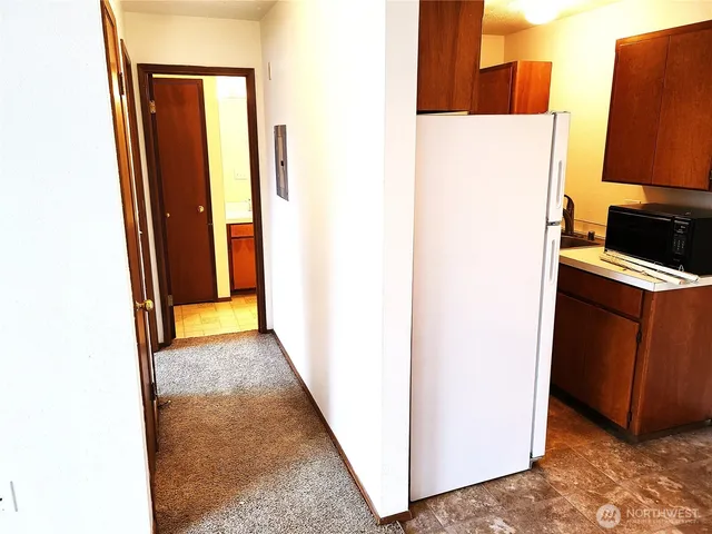 $1,100 | 14009 32nd Avenue Northeast, Unit 101, Seattle, WA 98125