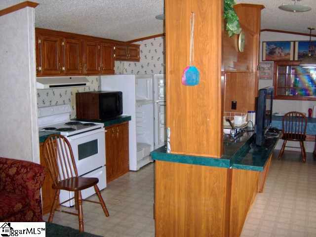 290 Duncan Road Six Mile, SC 29682 - Photo 5 of 13 Gallery Image 5