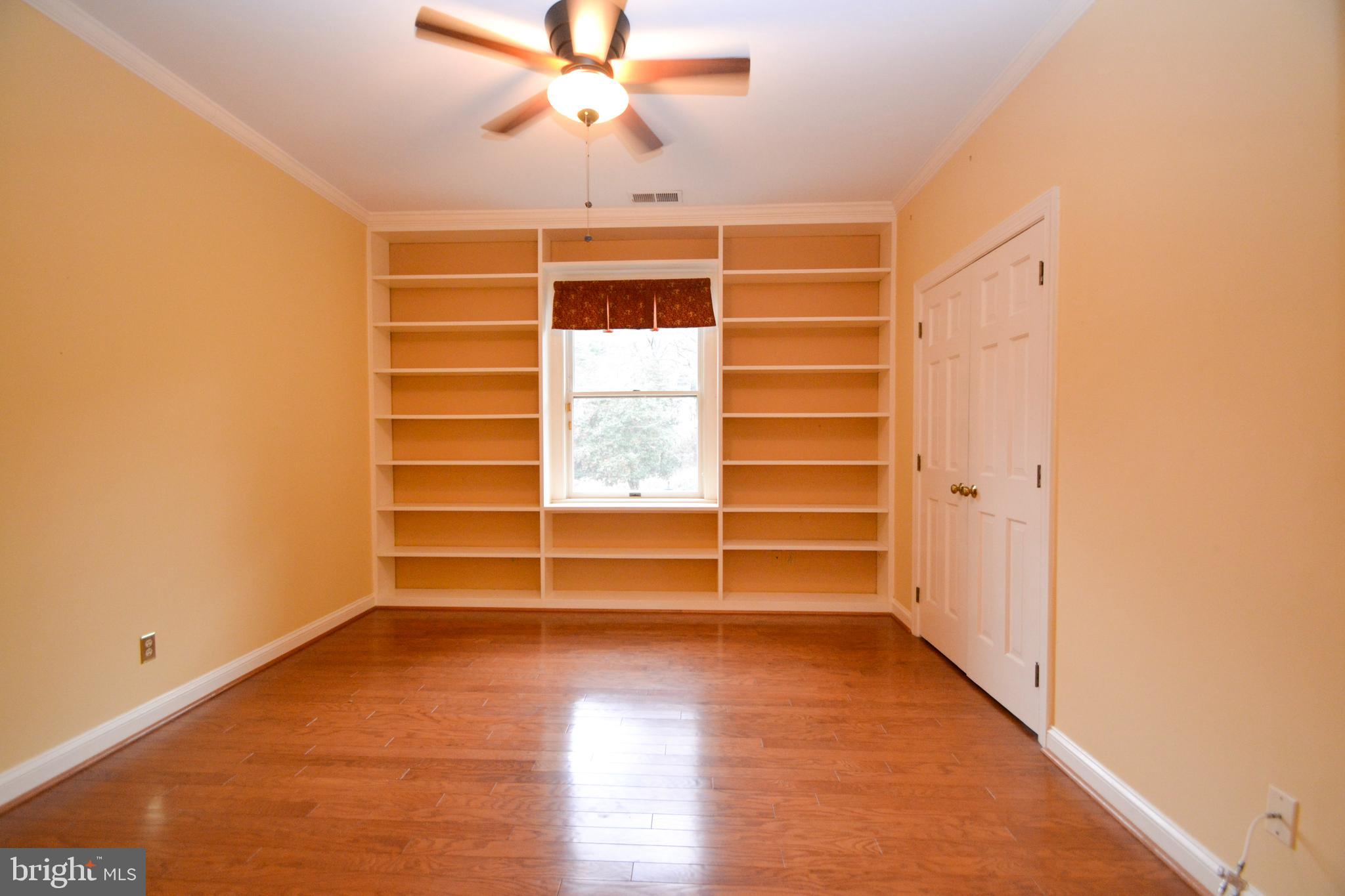 13 Devon Hill Road, Unit C4 Baltimore, MD 21210 - Photo 22 of 32 Bedroom