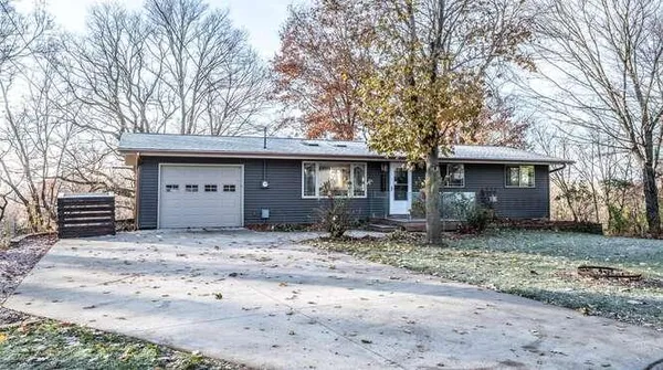 $299,900 | 4827 Canterbury Road, Mound, MN 55364