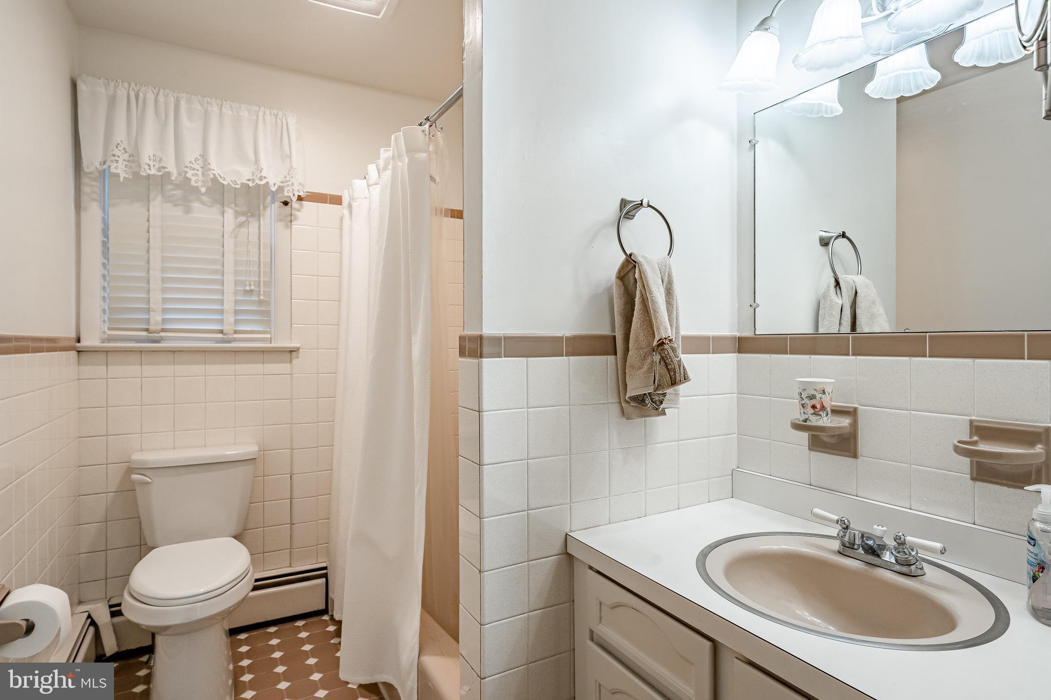618 Knapp Road Lansdale, PA 19446 - Photo 19 of 39 Gallery Image 19