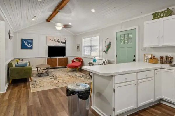 $1,650 | 177 Sugarberry, Brookeland, TX 75931
