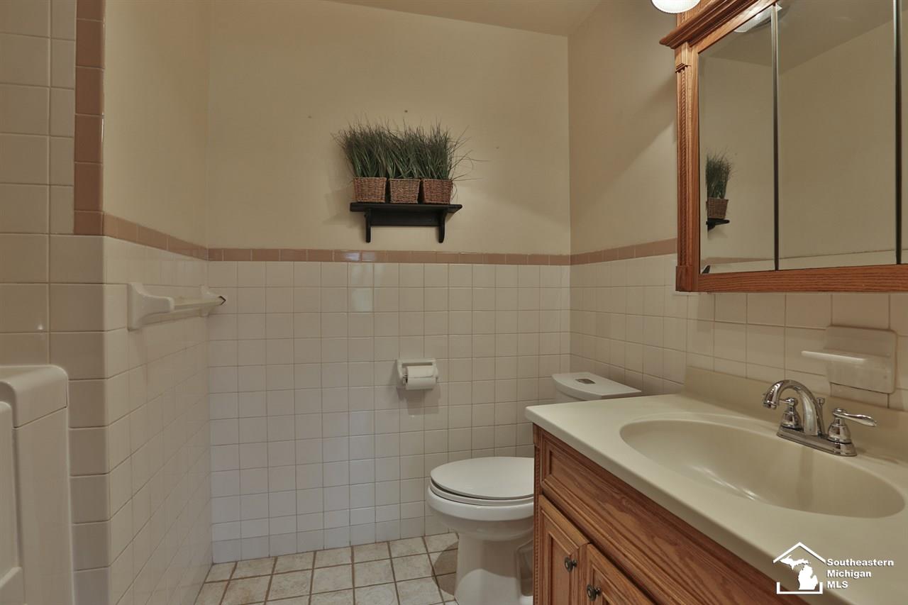 4700 Douglas Road Ida, MI 48140 - Photo 8 of 11