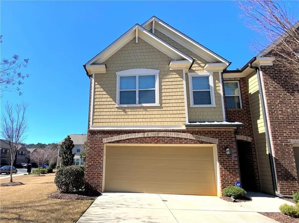 $3,250 | 2186 Hillview Drive Northeast, Atlanta, GA 30329