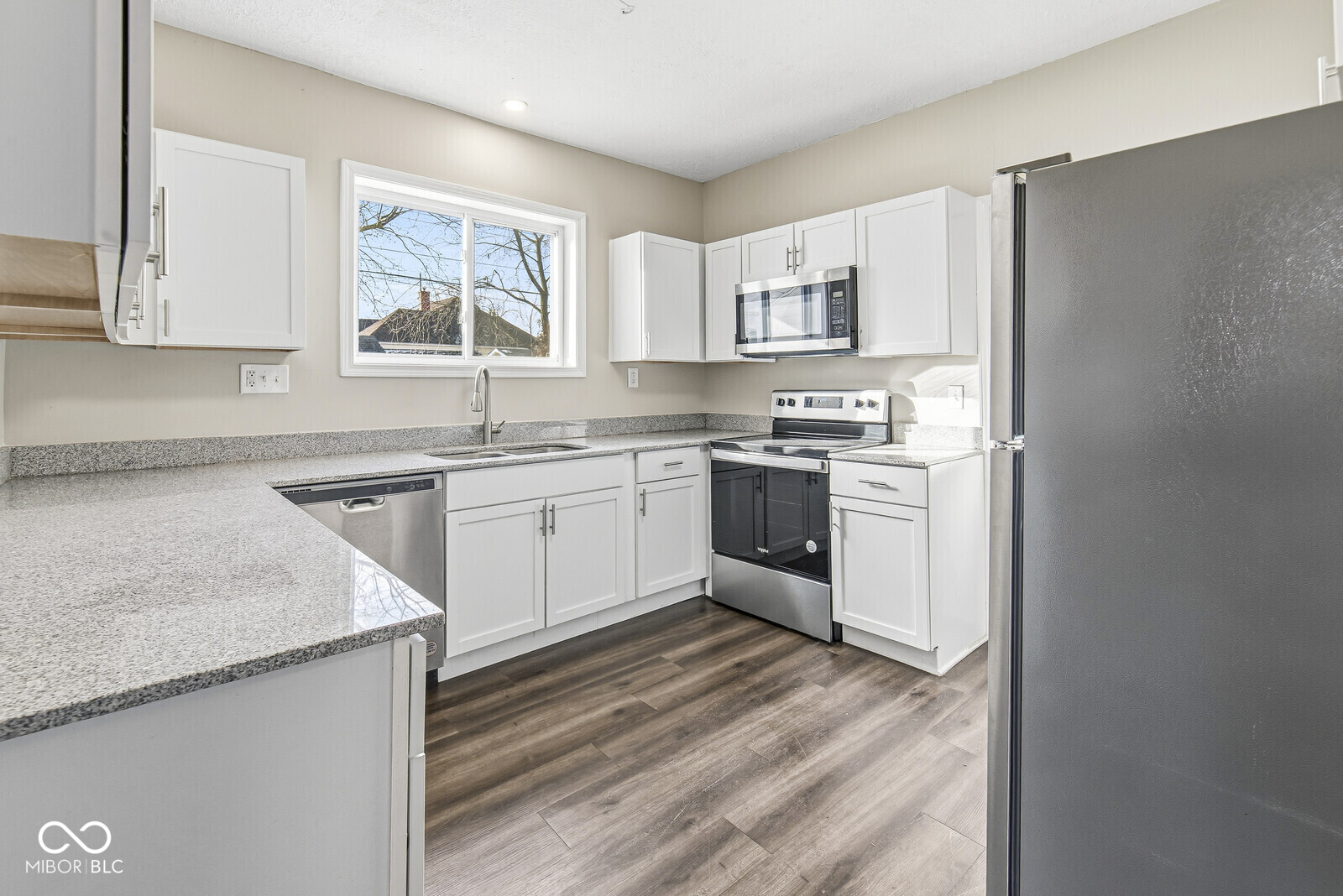 418 North 14th Street Elwood, IN 46036 - Photo 5 of 21
