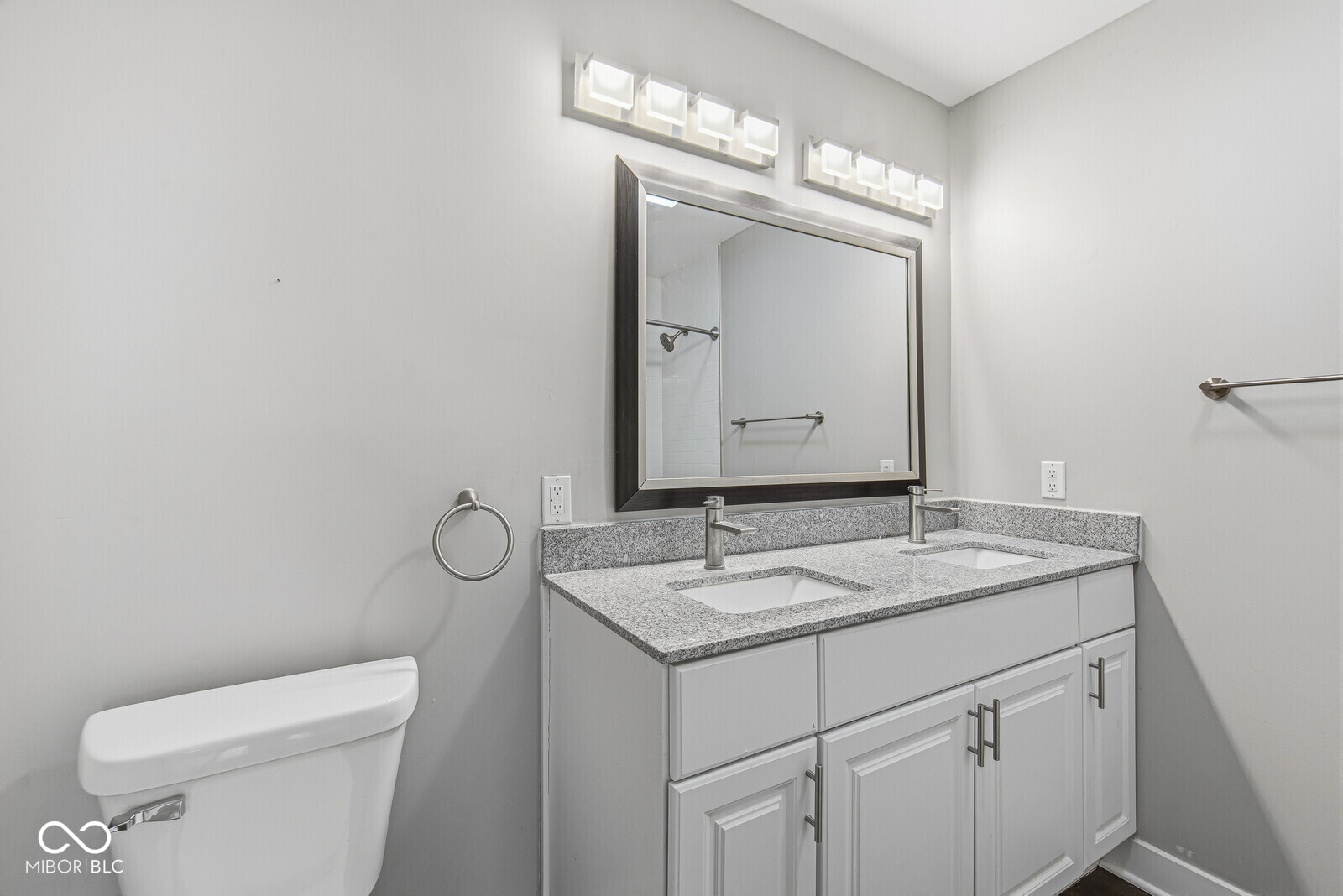 418 North 14th Street Elwood, IN 46036 - Photo 9 of 21