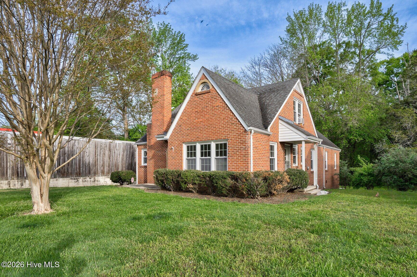 701 East Nash Street Spring Hope, NC 27882 - Photo 33 of 34 Street View