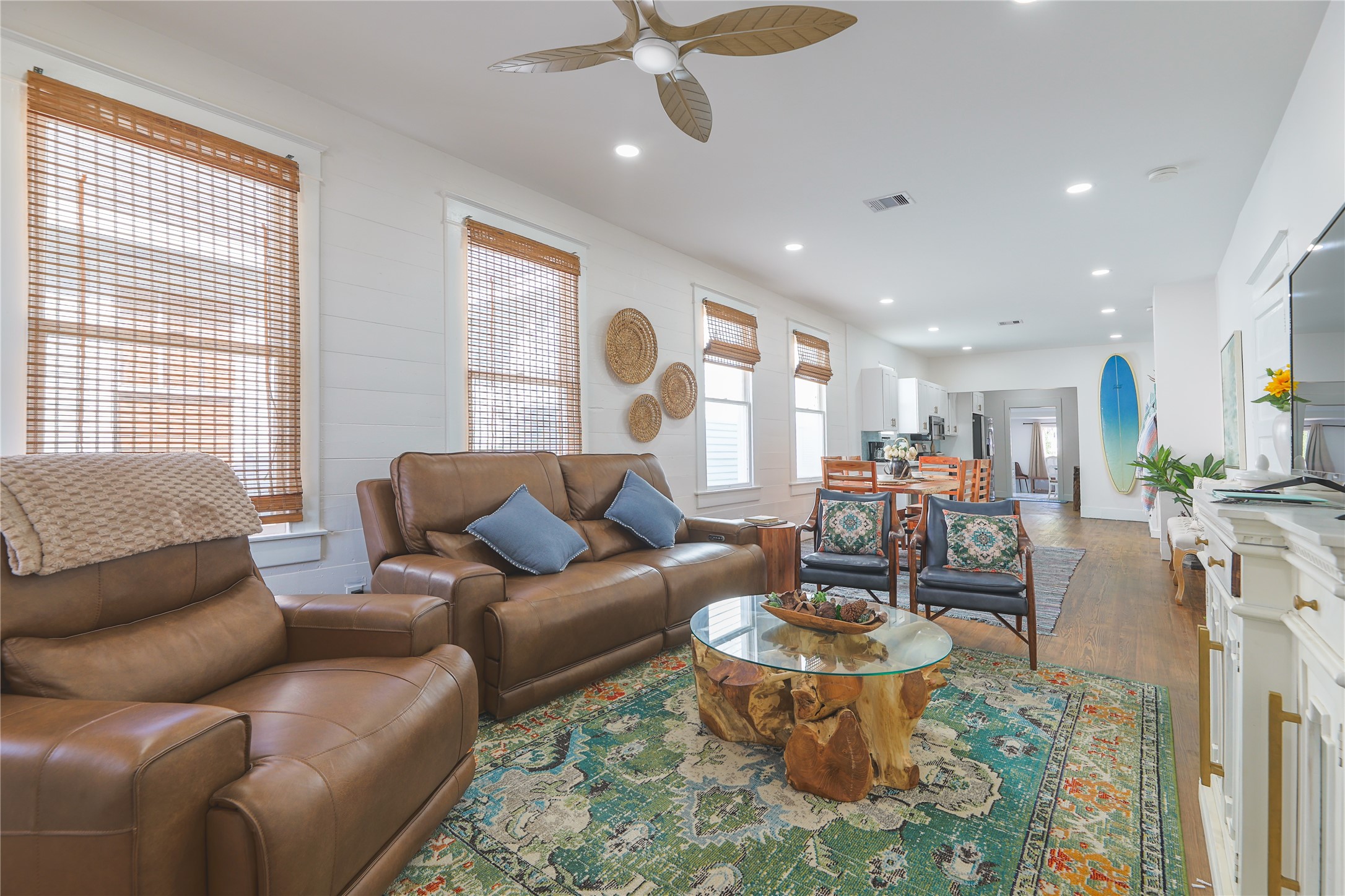 2912 Avenue R Galveston, TX 77550 - Photo 4 of 42