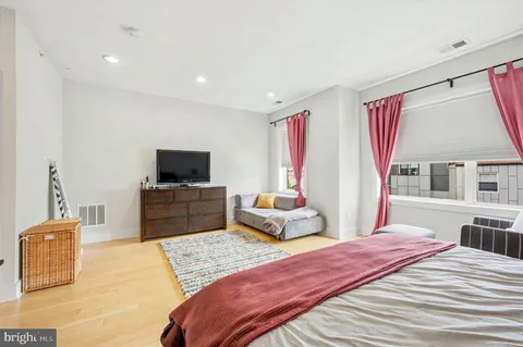 $479,000 | 2122 East Susquehanna Avenue, Philadelphia, PA 19125