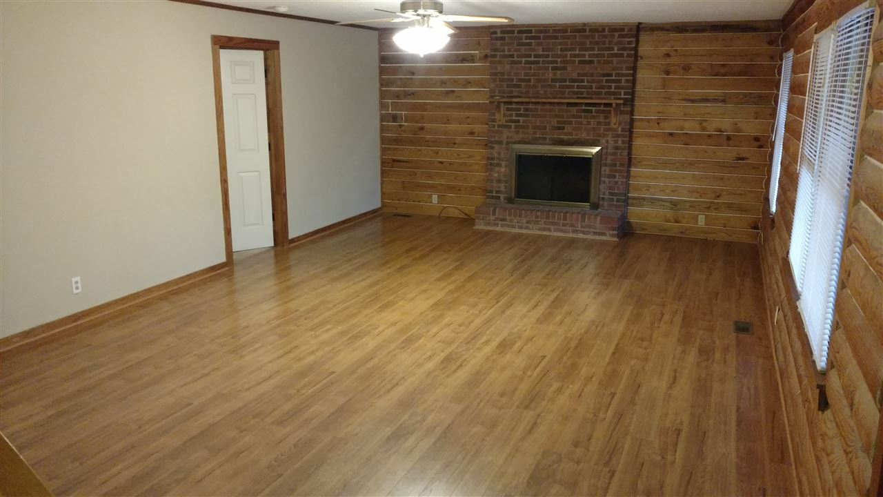 130 Victoria Drive Inman, SC 29349 - Photo 3 of 24
