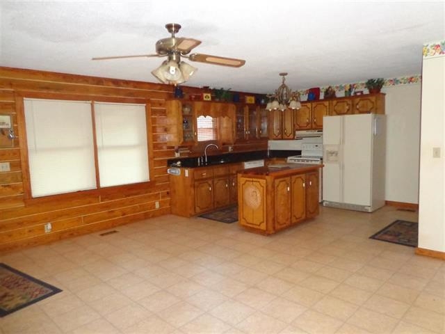 130 Victoria Drive Inman, SC 29349 - Photo 8 of 24